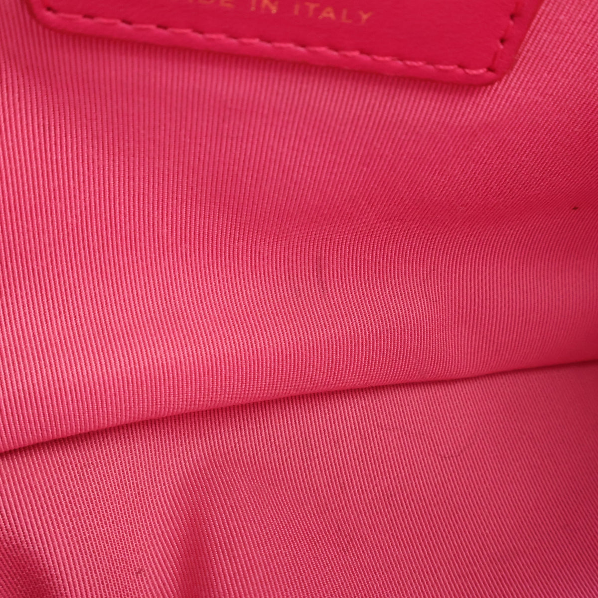 Pre-Owned Chanel Flap Bag Medium Lambskin Classic Single, open interior with lining, photo 16 of 19