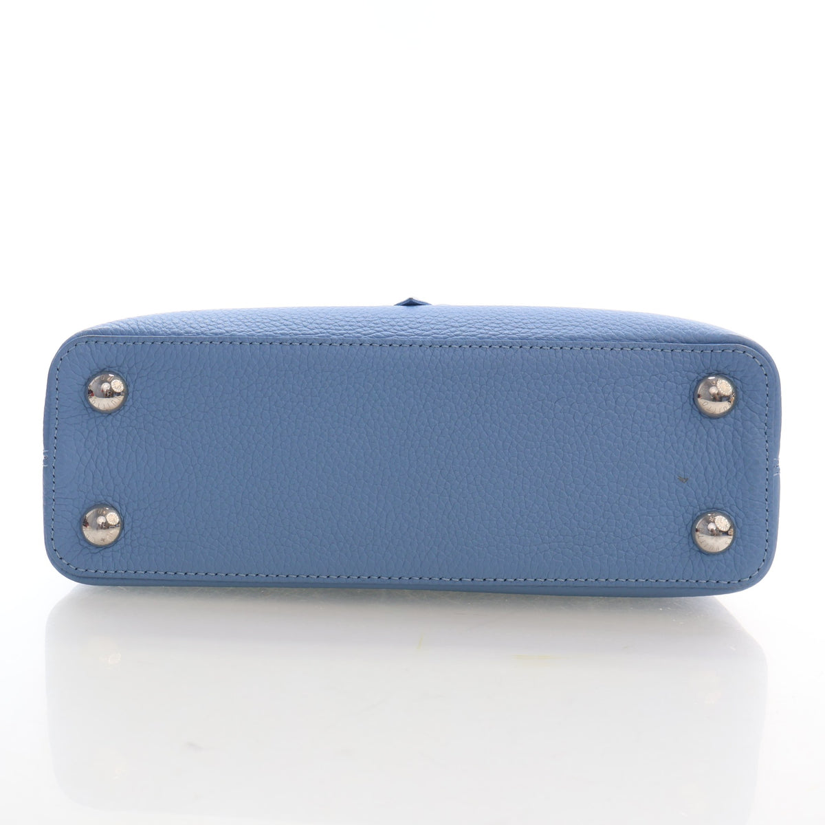 Pre-Owned Louis Vuitton Studded Taurillon Capucines BB, base view
