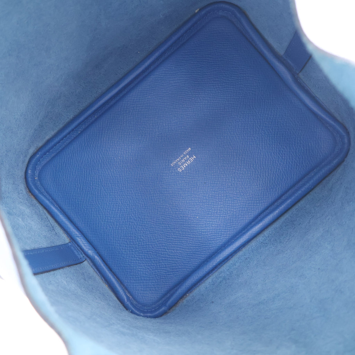 Pre-Owned Hermès Picotin Lock 18 Bleu Zellige Epsom Leather Tressage, open interior with lining