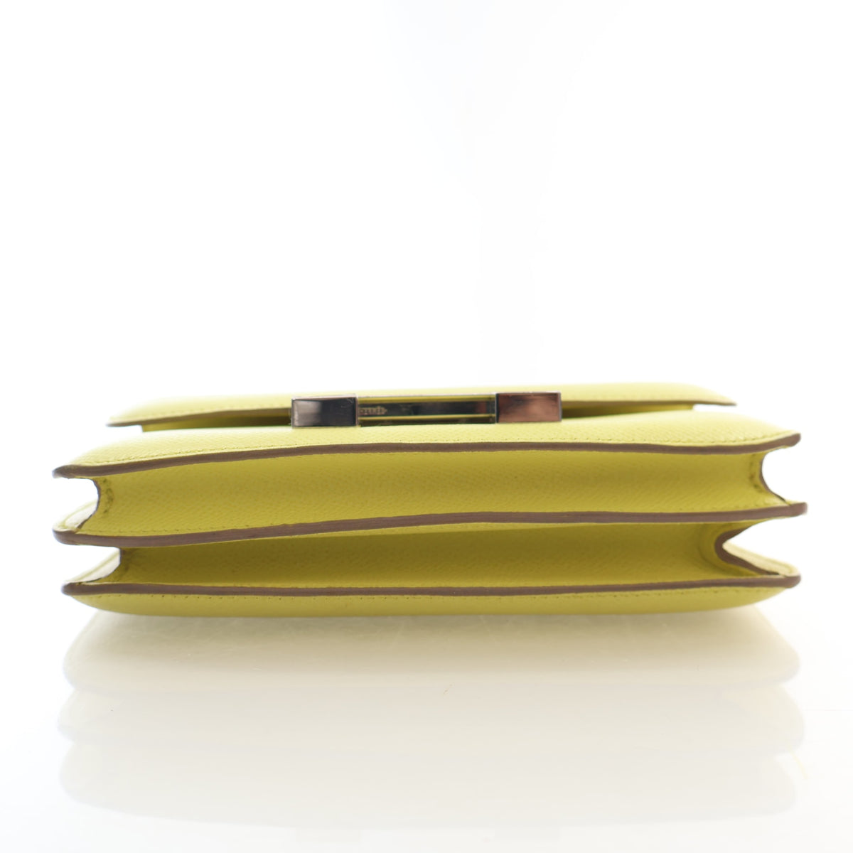 Pre-Owned Hermès Constance 18 Lime Epsom Leather, side profile, photo 9 of 19