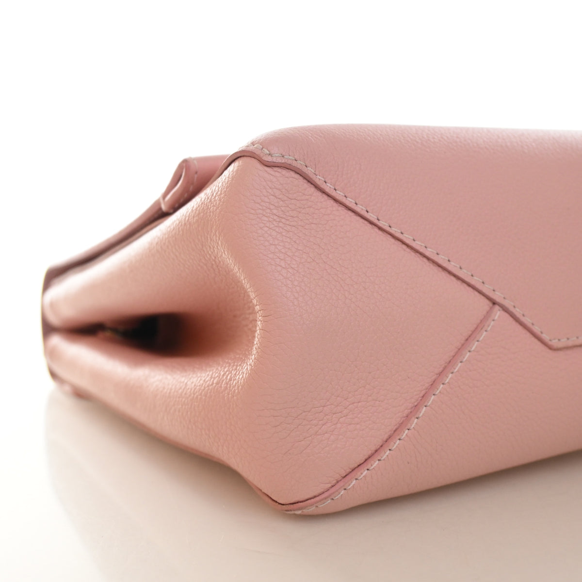 Louis Vuitton Calfskin Lockme II Top Handle, photo 6 of 21
