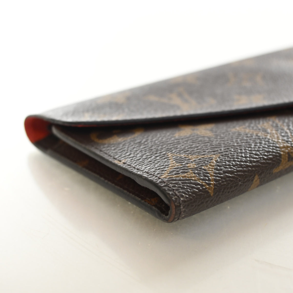 Pre-Owned Louis Vuitton Wallet Monogram Josephine, side profile, photo 6 of 15