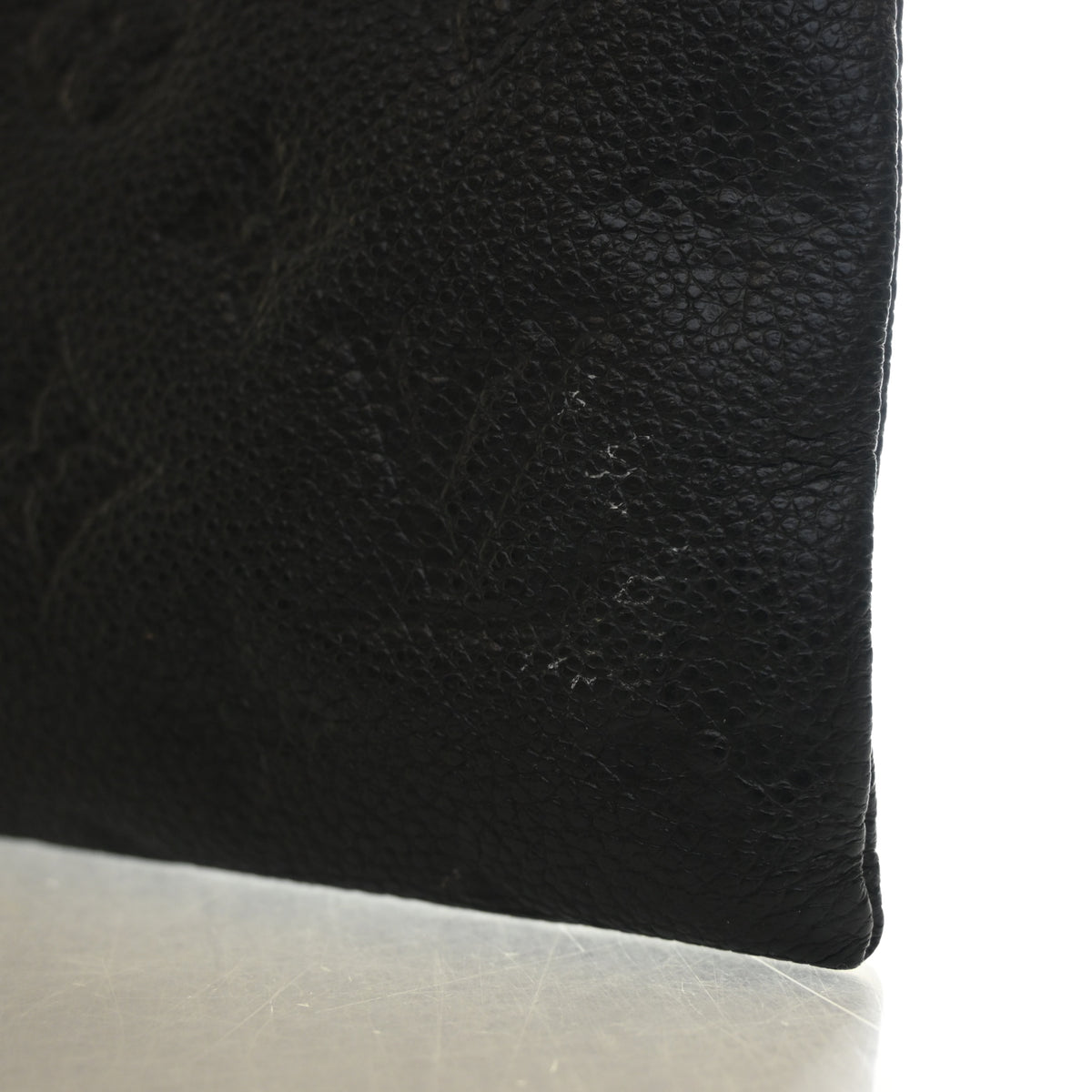Louis Vuitton Monogram Empreinte Daily Pouch, photo 12 of 13