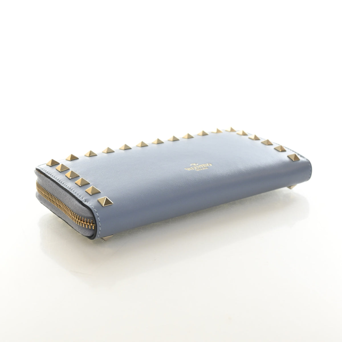 Pre-Owned Valentino Wallet Calfskin Rockstud Zippy, front view, photo 5 of 14