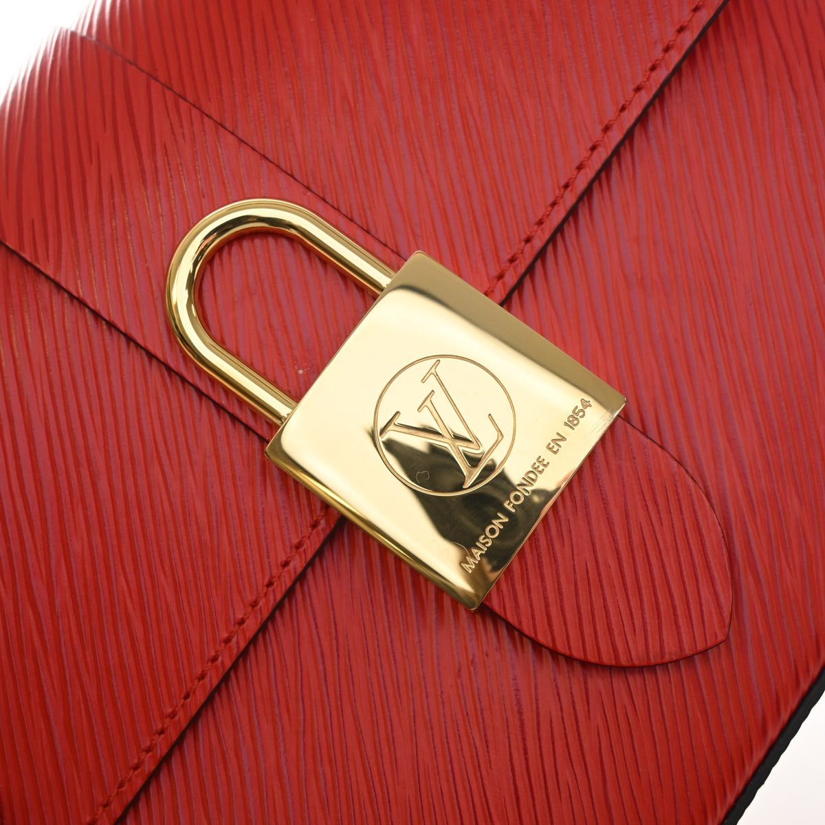 Pre-Owned Louis Vuitton Epi Leather Locky BB, gold hardware close-up