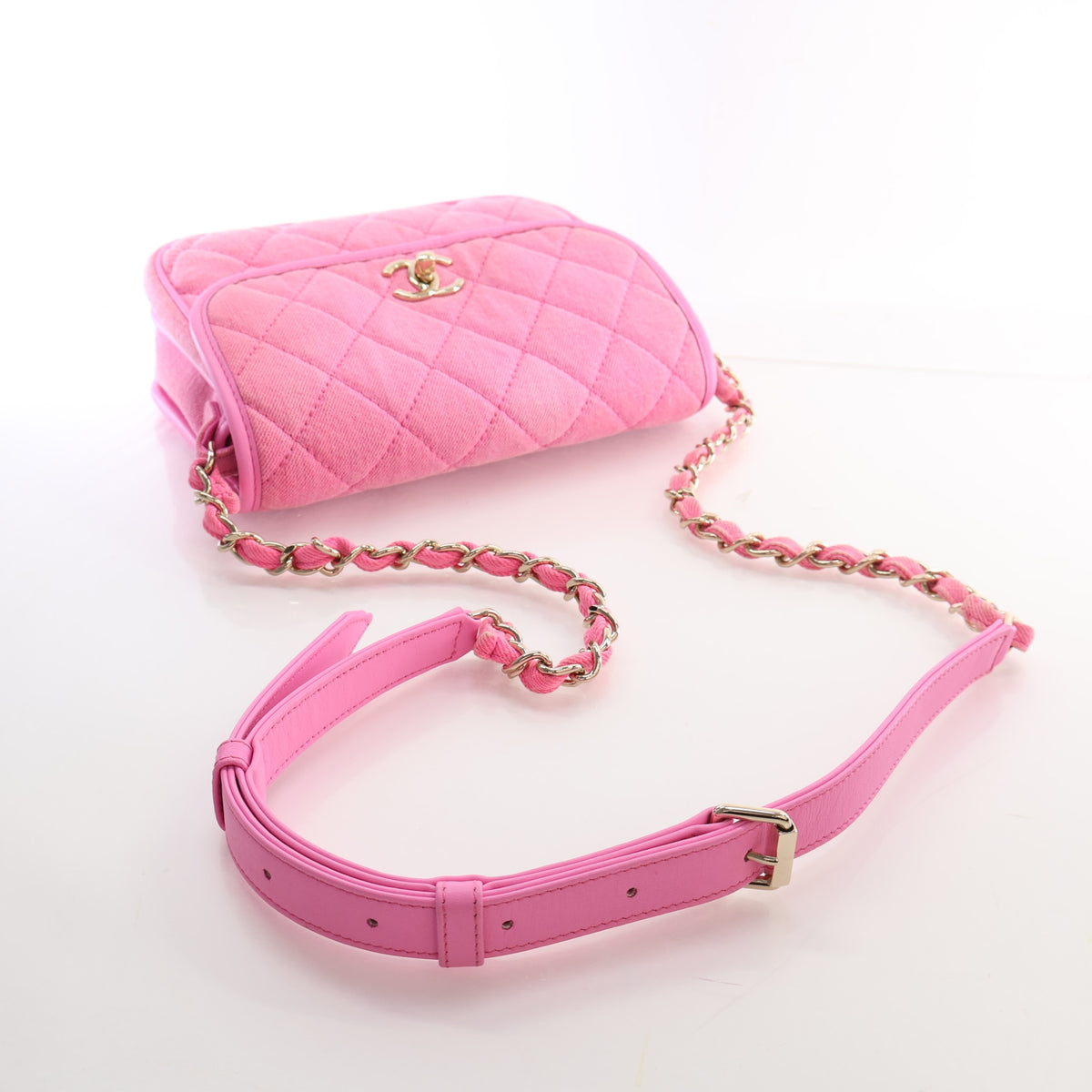 Chanel Small Denim Messenger Flap Bag, photo 10 of 21