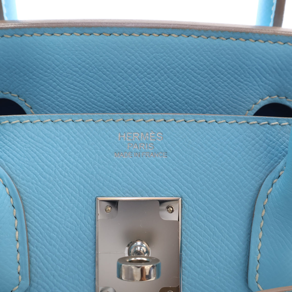 Pre-Owned Hermès Birkin 30 Celeste Epsom Leather Verso, silver embossed logo detail