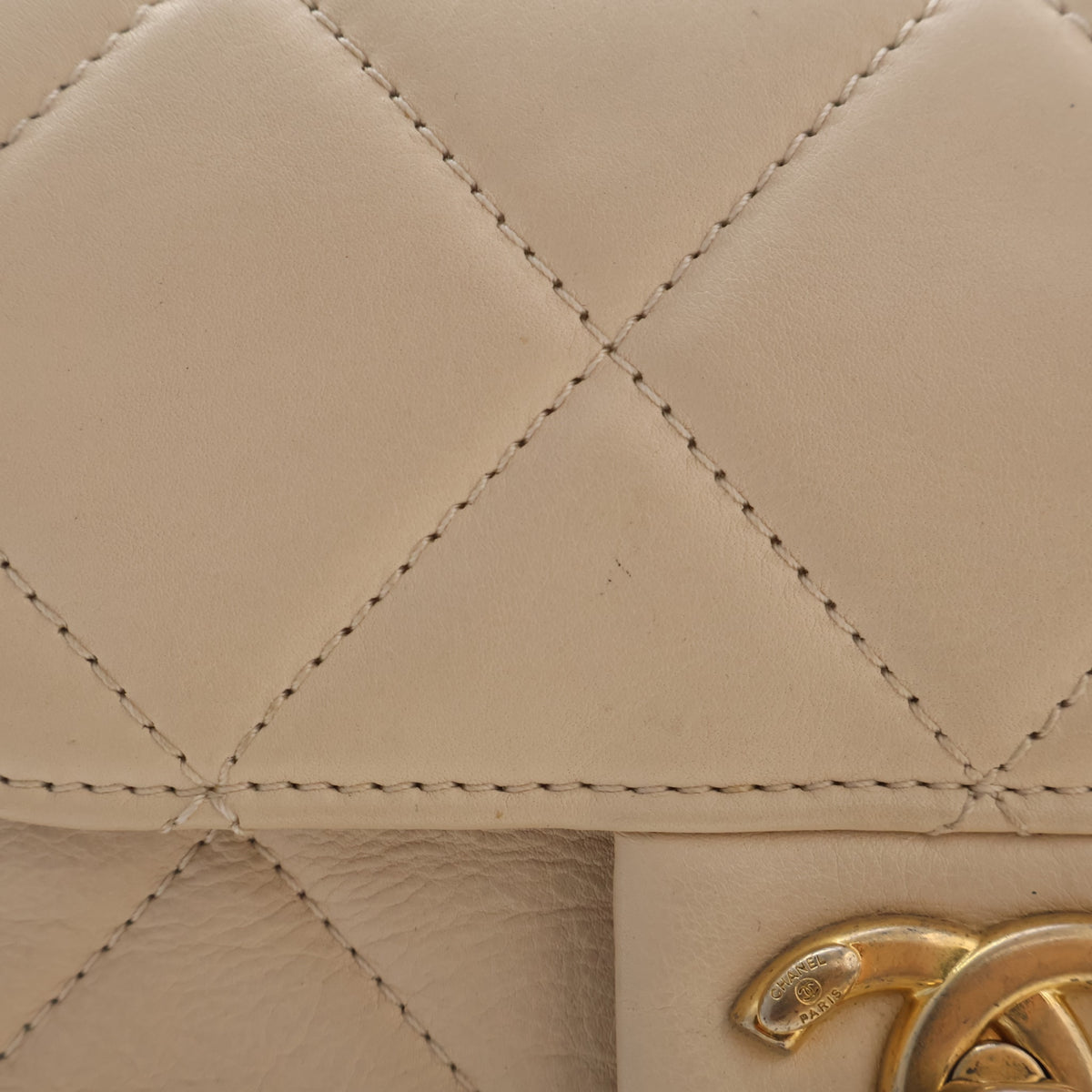 Pre-Owned Chanel Flap Bag Small Lambskin, gold embossed logo detail, photo 24 of 25