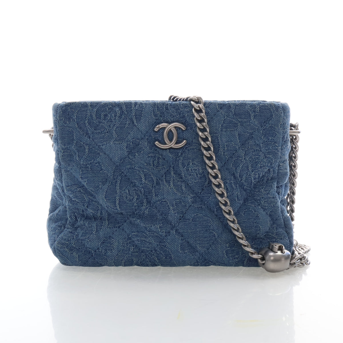 Pre-Owned Chanel Hobo Denim Sweetheart Crush, front view, authenticated at Luxe Du Jour