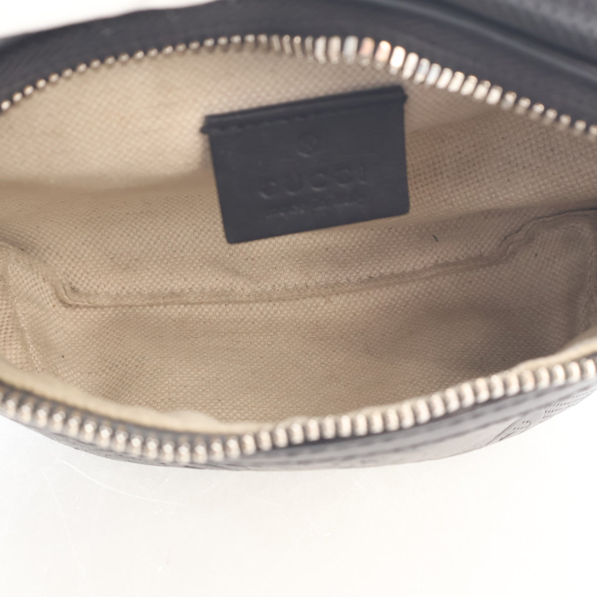 Gucci GG Embossed Belt Bag, photo 13 of 19