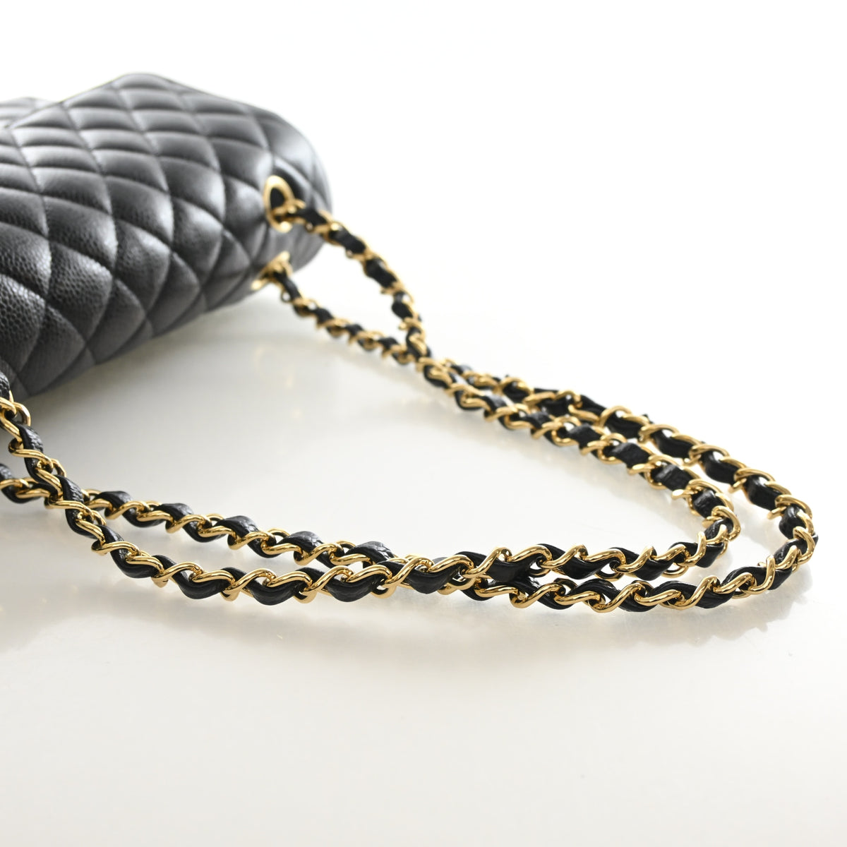 Pre-Owned Chanel Classic Double Flap Medium Caviar Leather Bag, strap and chain detail, photo 10 of 15