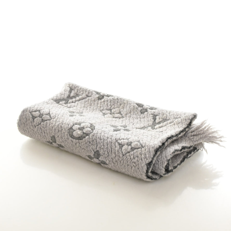 Louis Vuitton Logomania Scarf