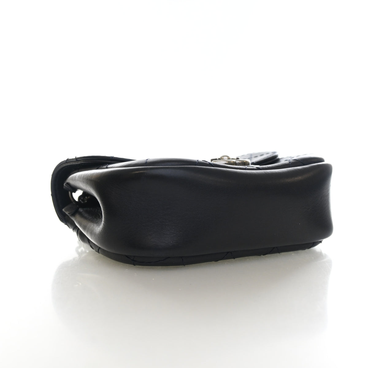 Chanel Small Calfskin Stitch CC Flap, photo 5 of 18