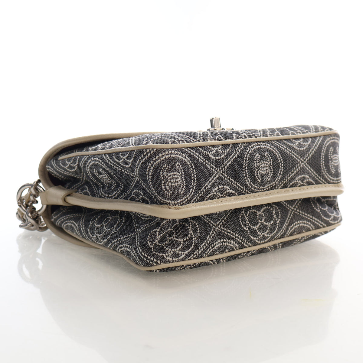 Pre-Owned Chanel Flap Bag Camellia Printed Canvas Double Side, base and feet view