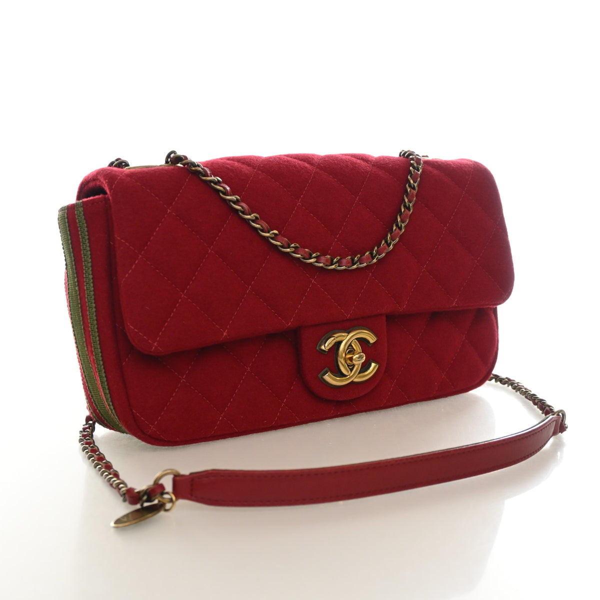 Chanel Medium Mixed Fibers Single Flap Bag, photo 2 of 14
