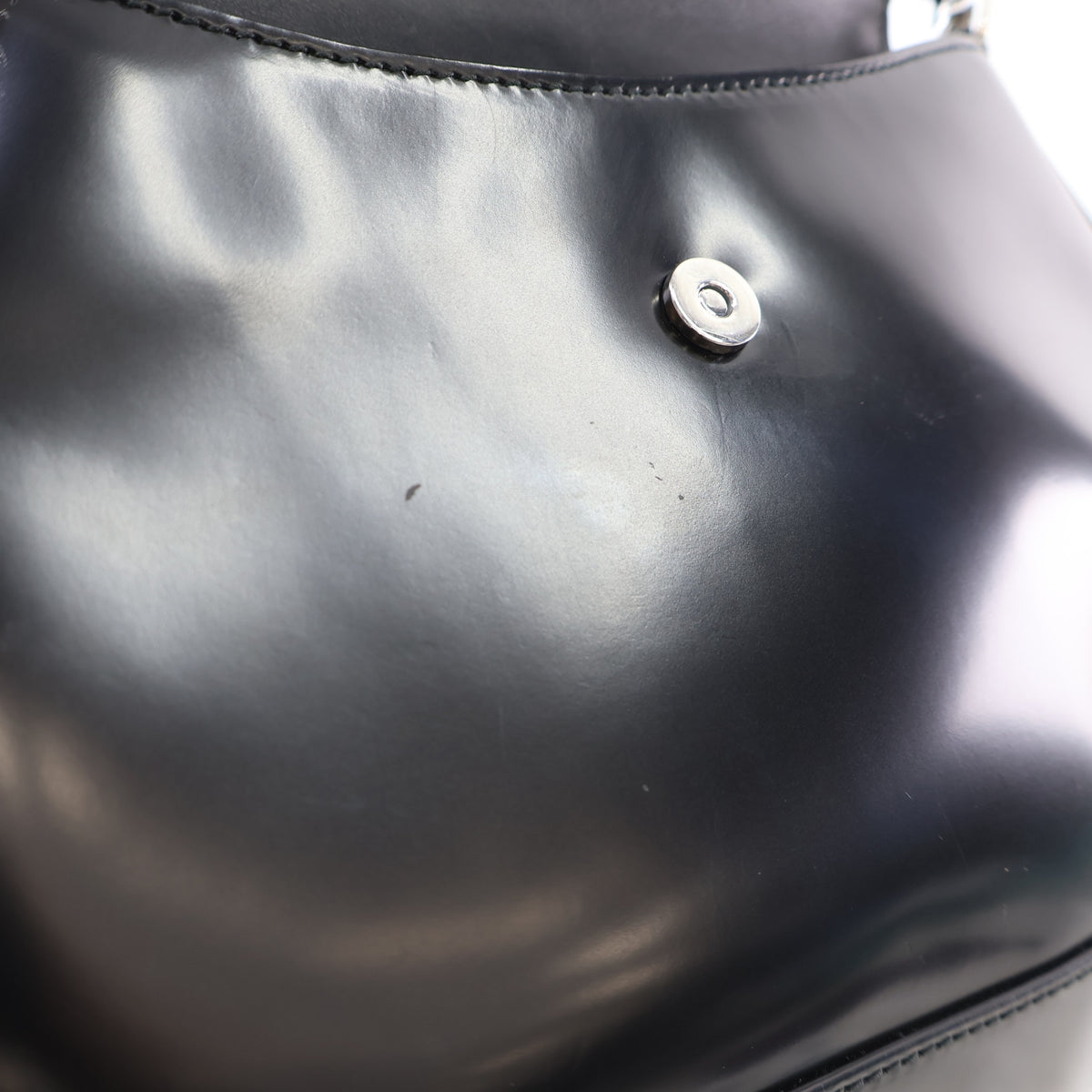Pre-Owned Prada Flap Bag Small Spazzolato Cleo, base and feet view, photo 15 of 19