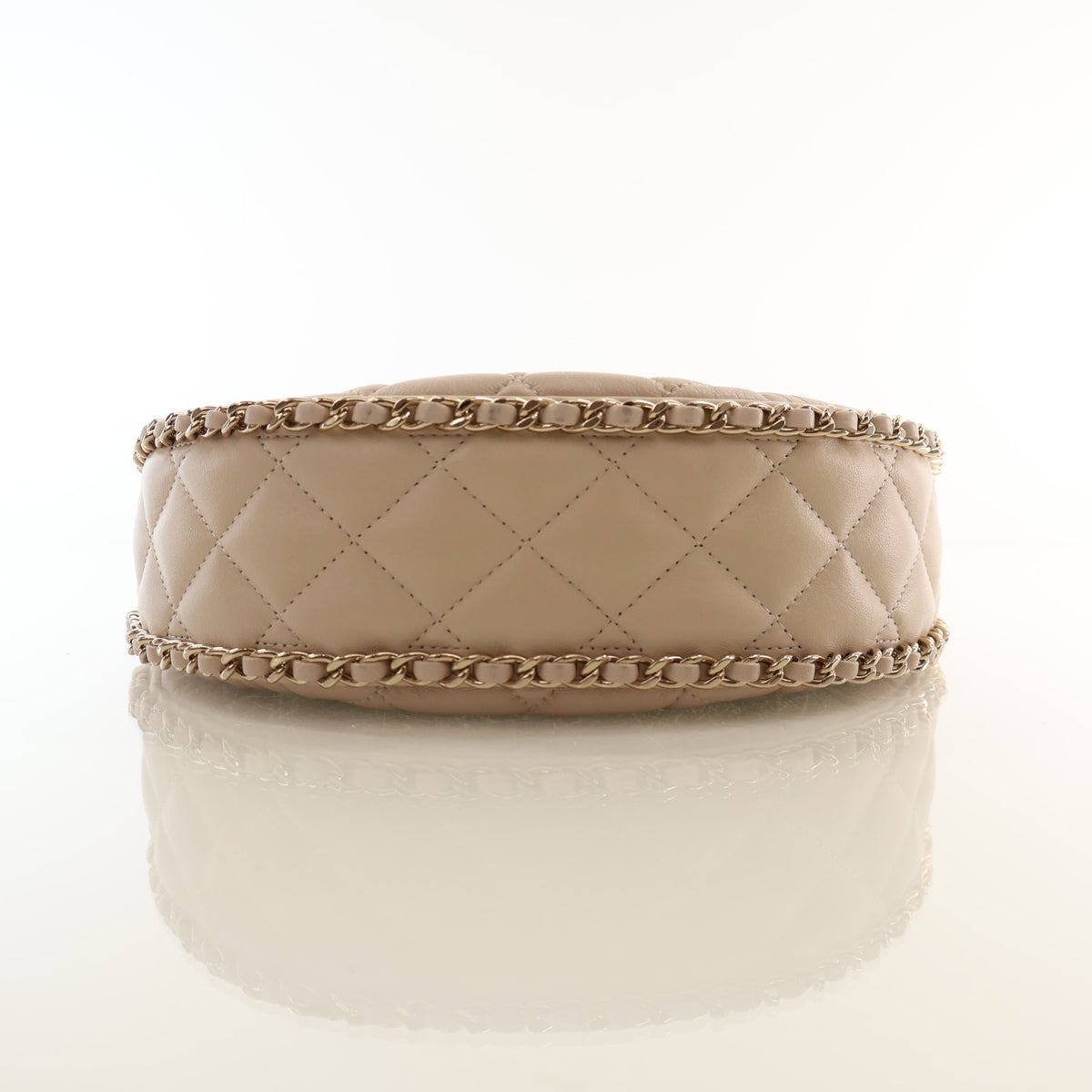 Pre-Owned Chanel Hobo Small Lambskin Chain Around, side view