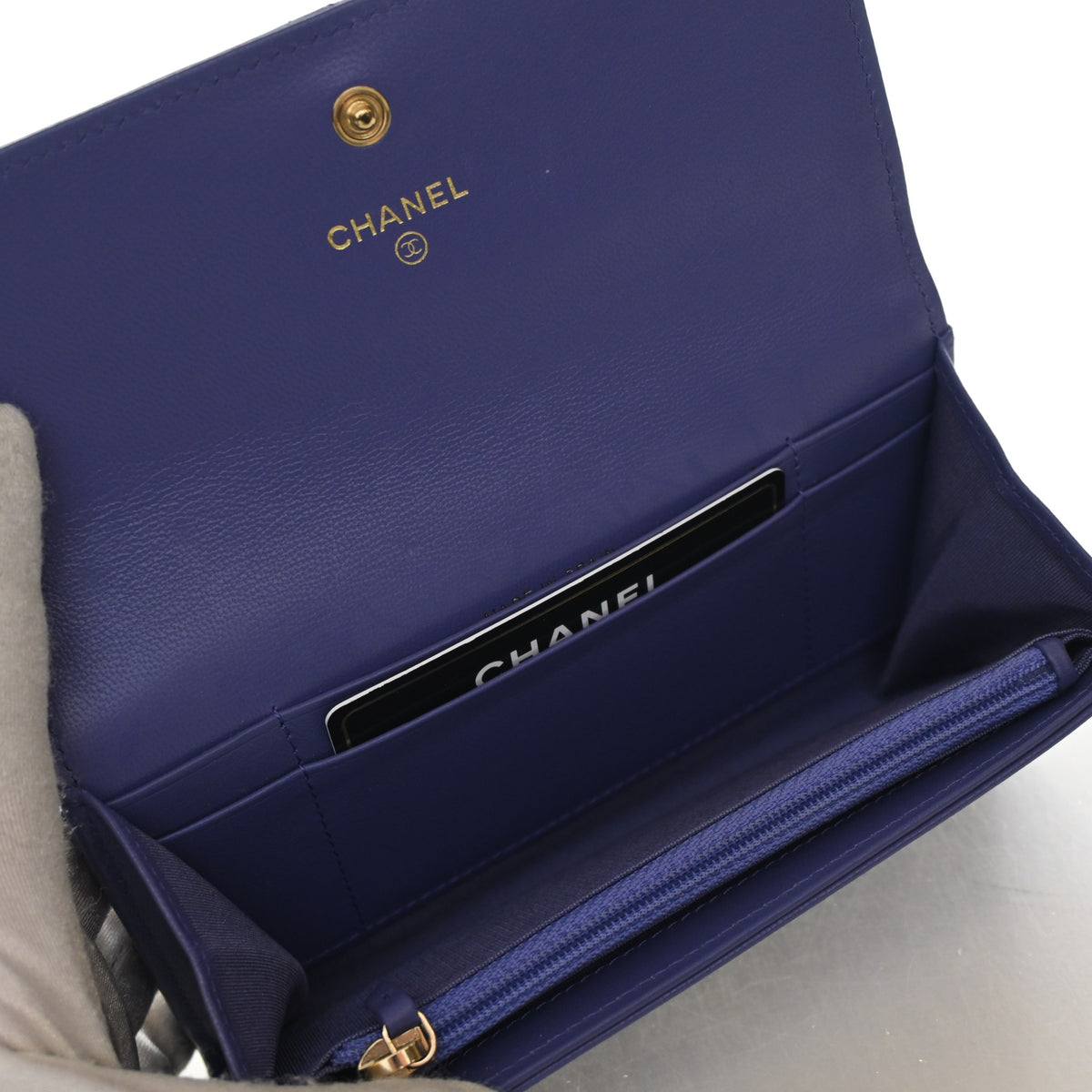 Chanel Goatskin 19 Flap Wallet, photo 11 of 12
