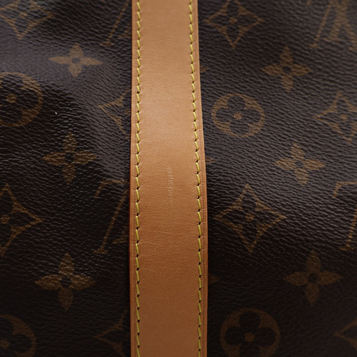 Pre-Owned Louis Vuitton 55 Monogram Keepall, side profile, photo 19 of 20