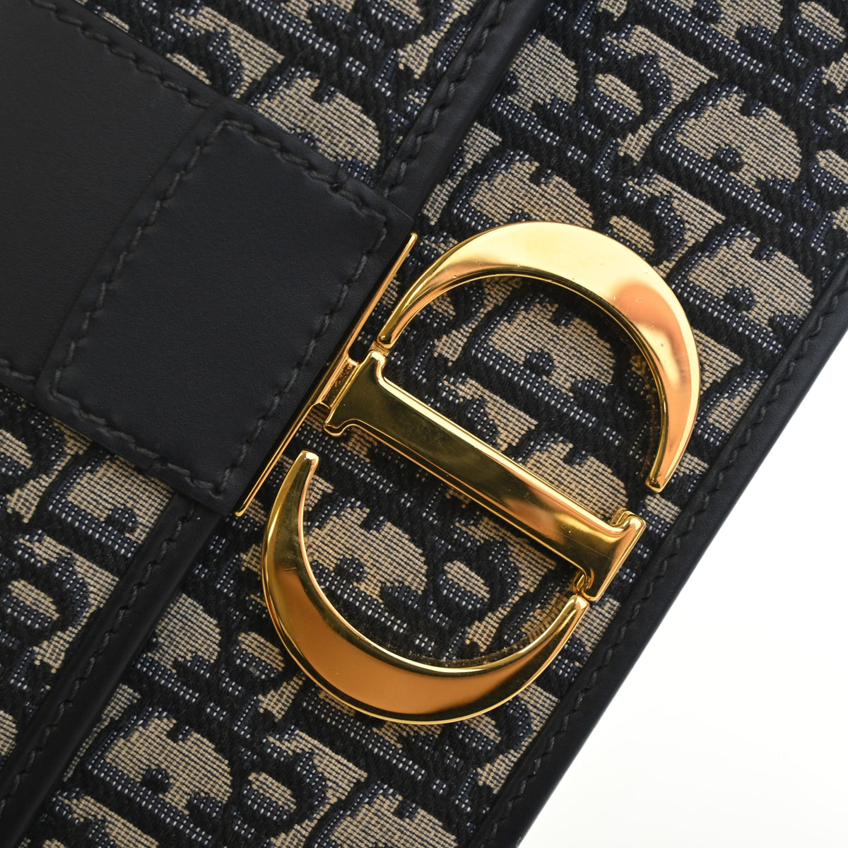 Christian Dior Medium Oblique 30 Montgaine Flap Chain Bag, photo 4 of 13