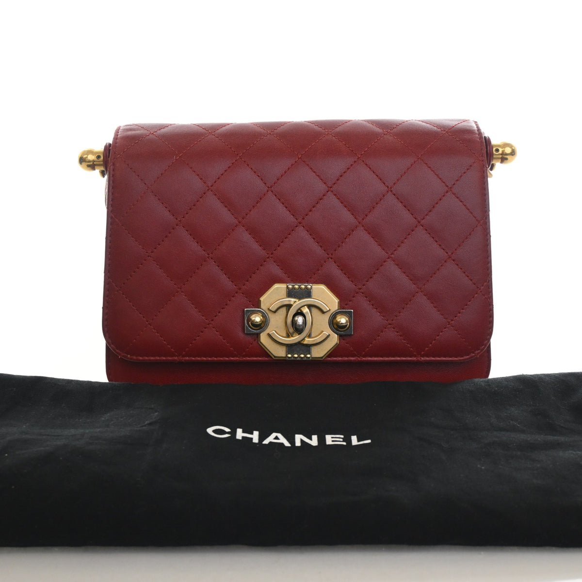Pre-Owned Chanel Flap Bag Medium Calfskin Chain, front view