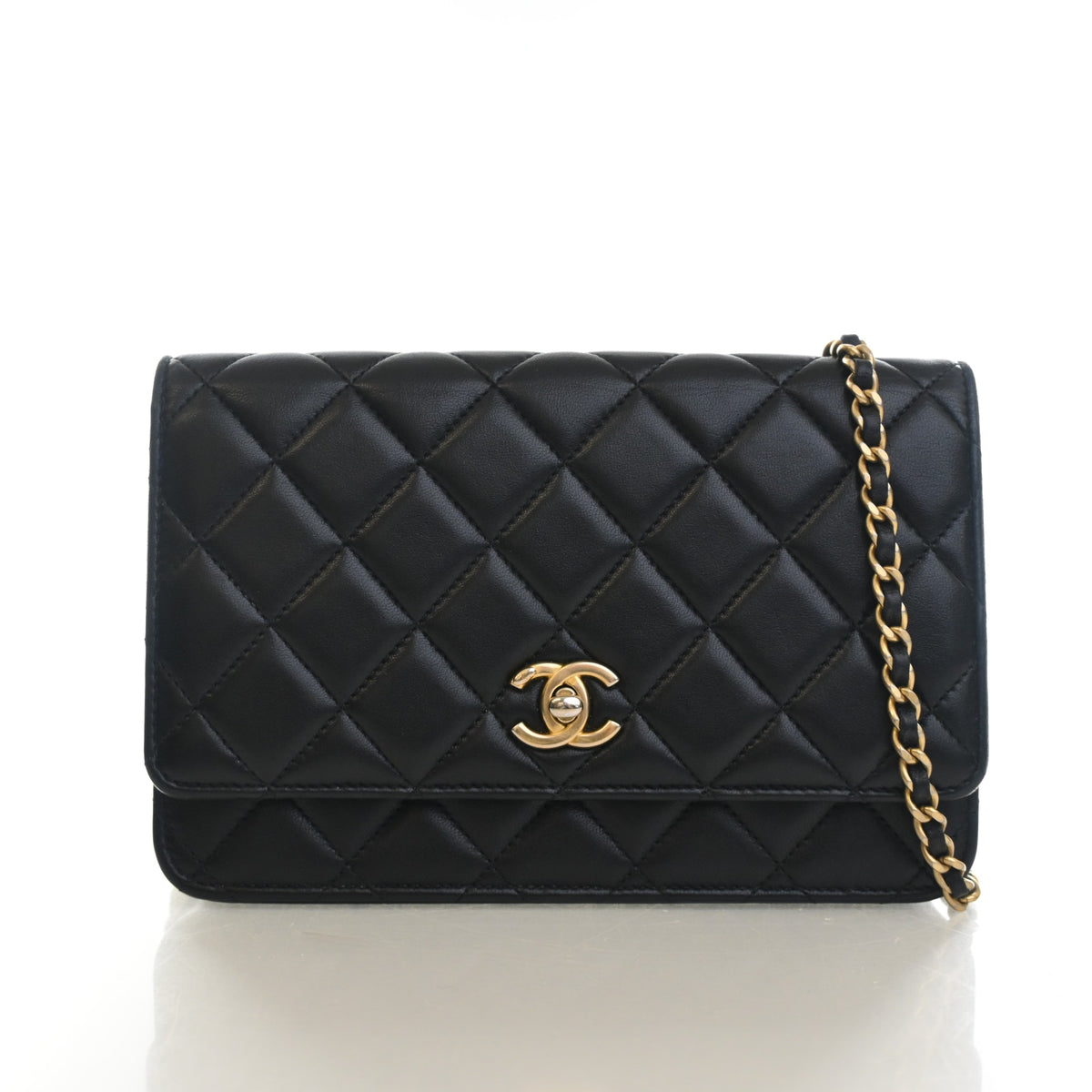 Chanel Lambskin Pearl Crush Wallet On Chain (WOC), photo 1 of 17