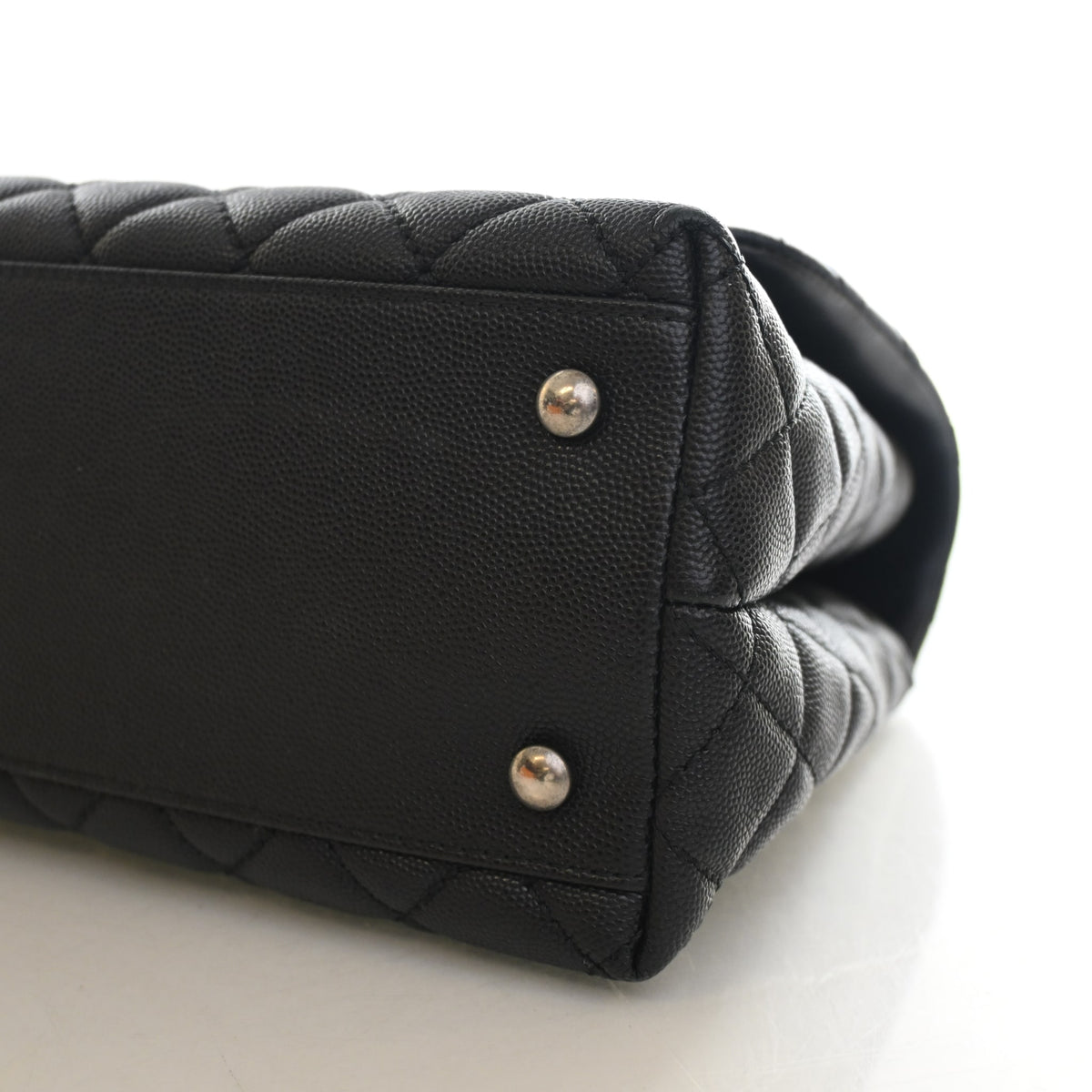 Chanel Medium Caviar Coco Handle Bag, photo 8 of 16
