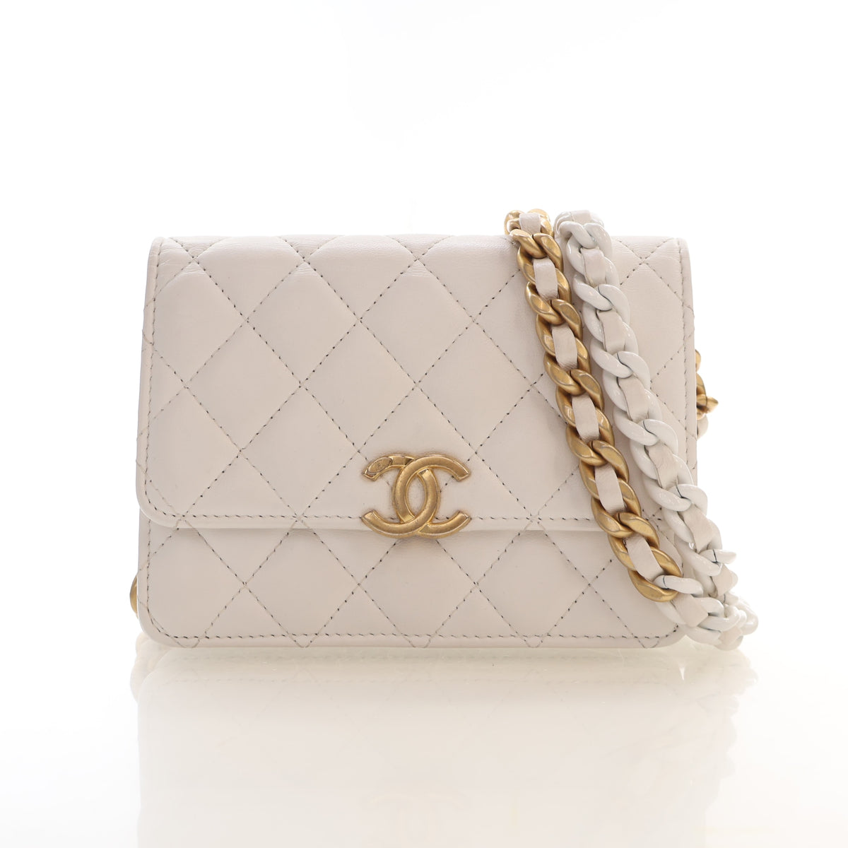Pre-Owned Chanel Flap Bag Lambskin Chain, front view, authenticated at Luxe Du Jour