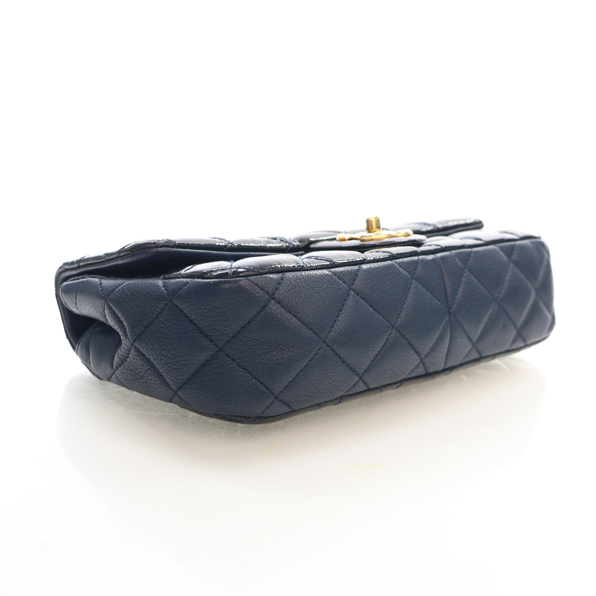 Pre-Owned Chanel Flap Bag Medium Patent Leather Classic Single, side profile