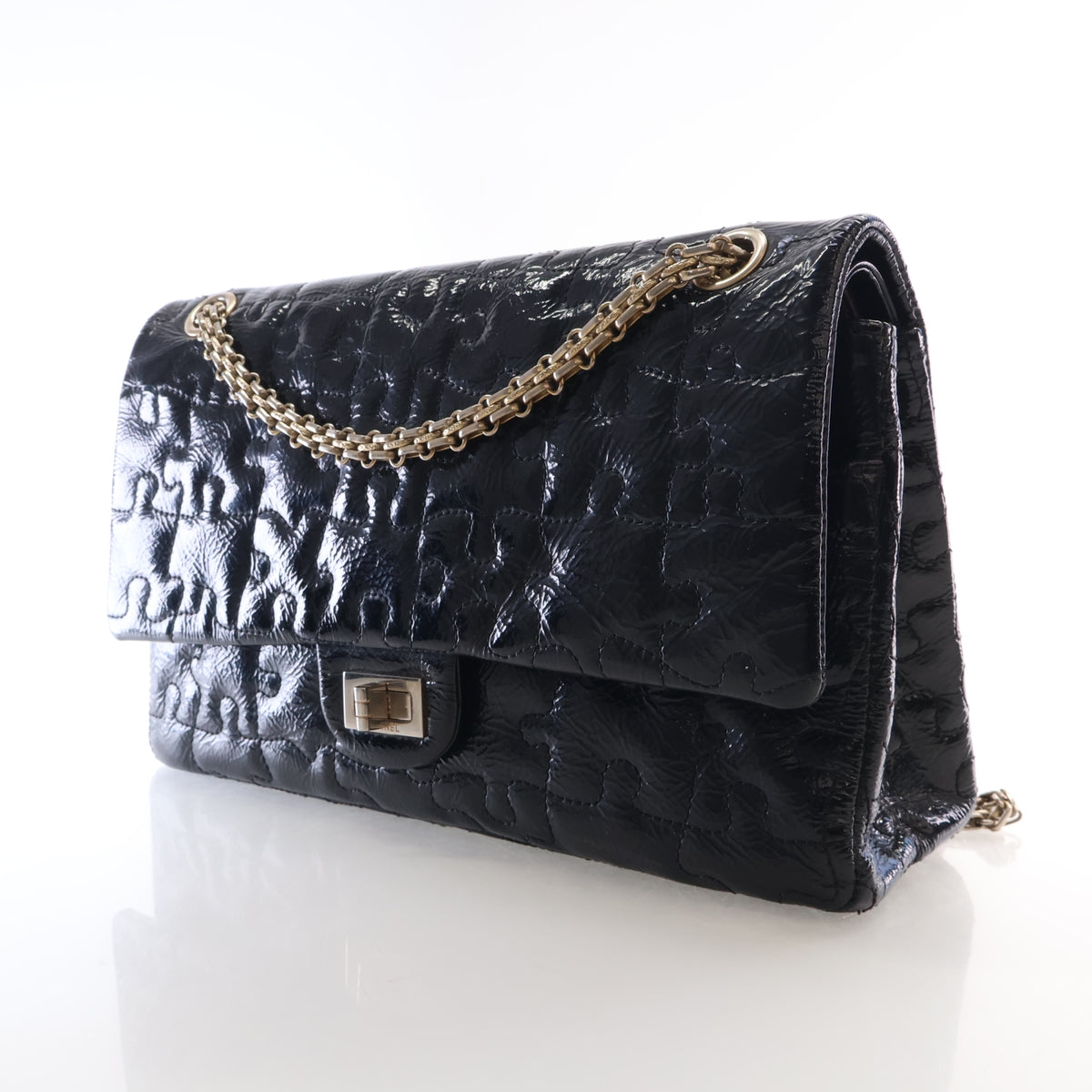 Pre-Owned Chanel Flap Bag Medium Crinkled Patent Leather Puzzle Reissue Double, three-quarter view, photo 3 of 16