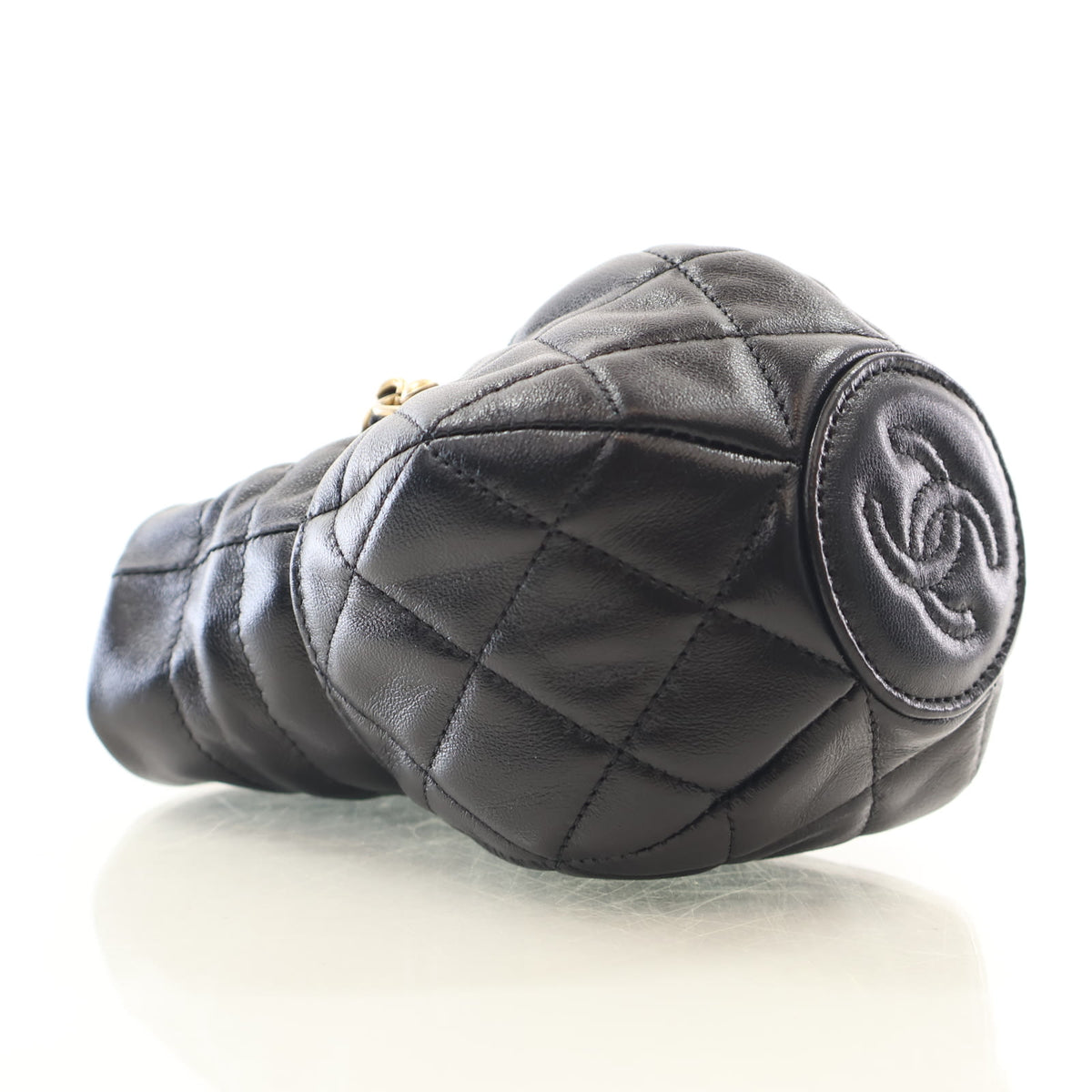 Chanel Lambskin Drawstring Round Bucket Clutch With Strap, photo 5 of 15