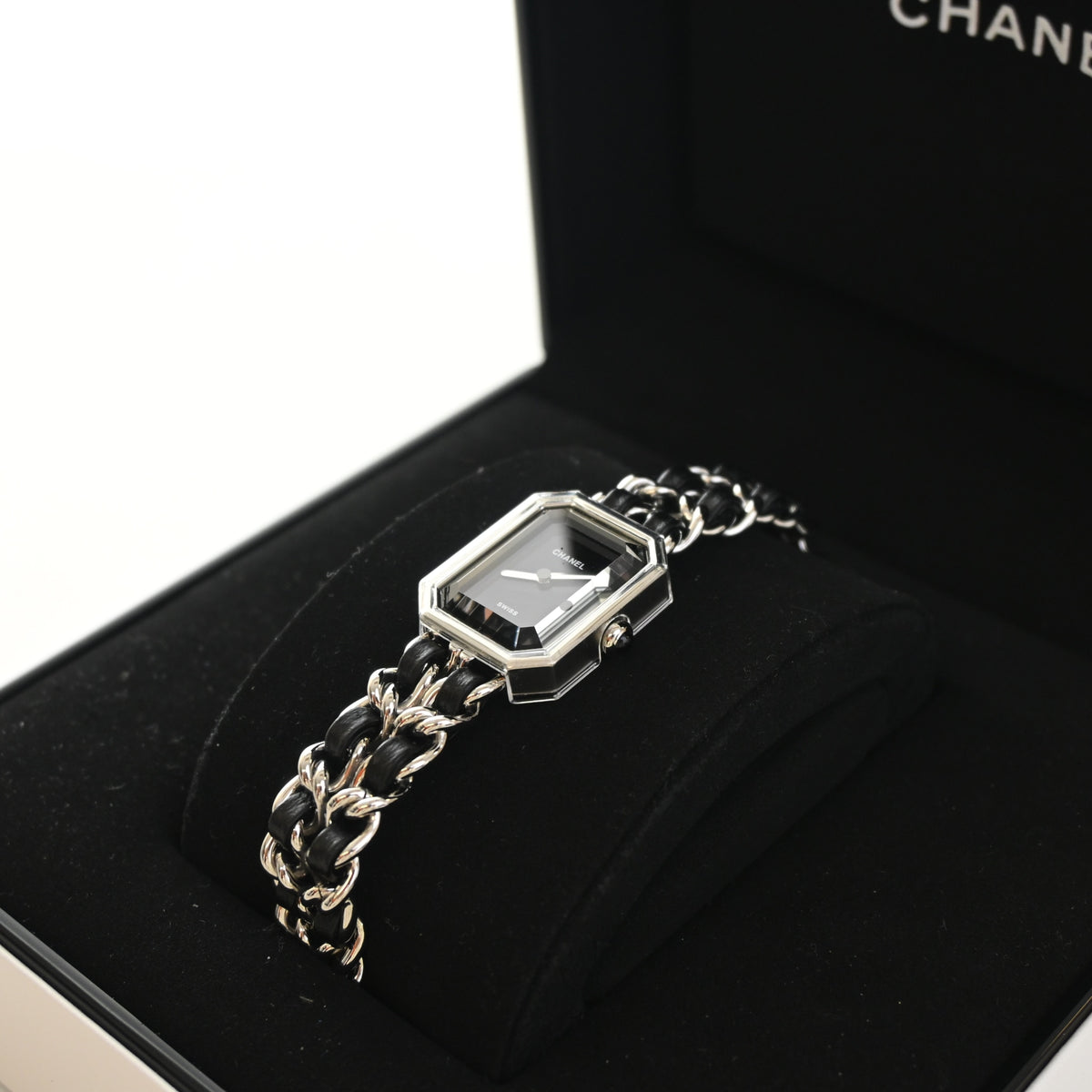 Chanel Premiere Iconic Chain Watch, photo 4 of 8