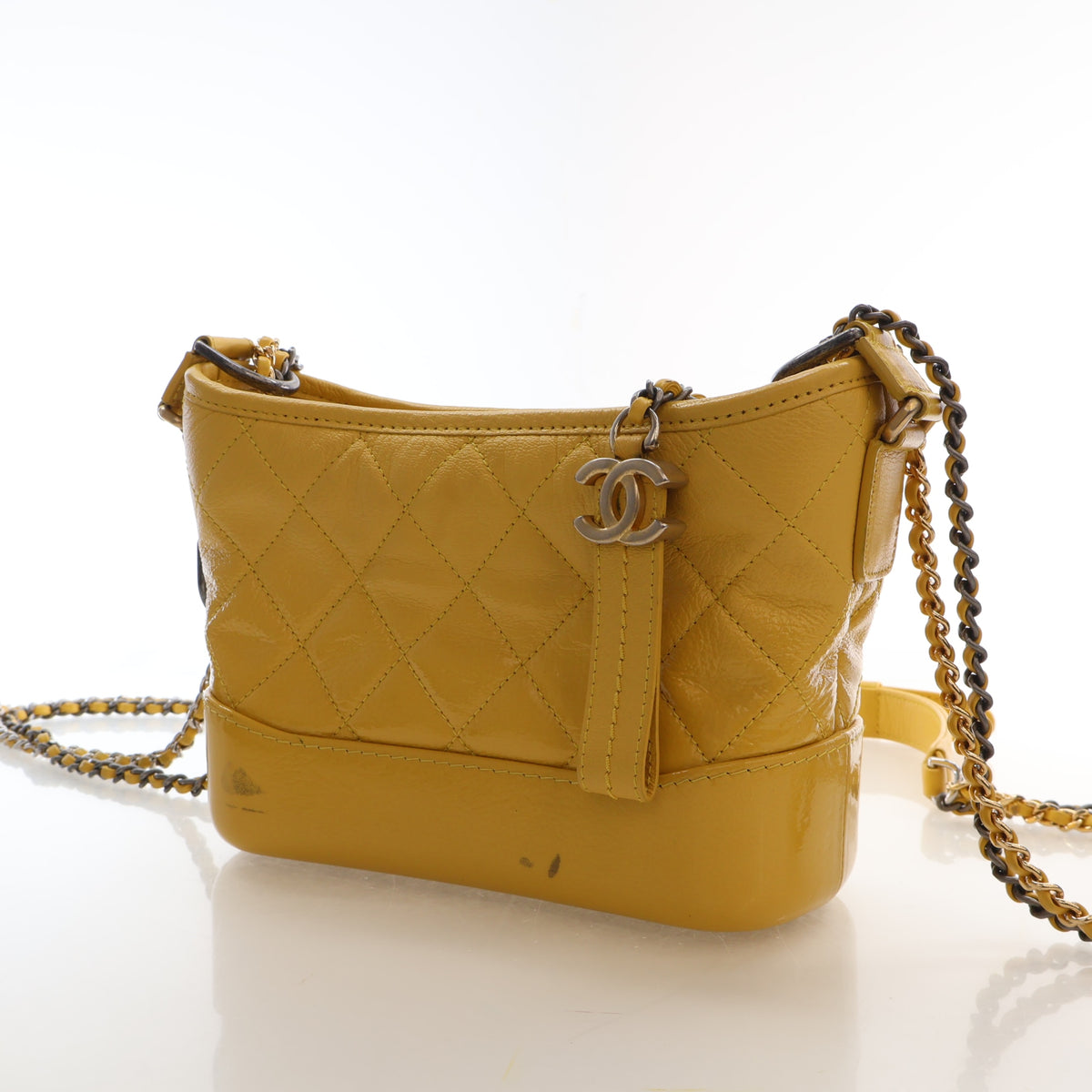 Pre-Owned Chanel Hobo Small Shiny Calfskin Gabrielle, three-quarter view