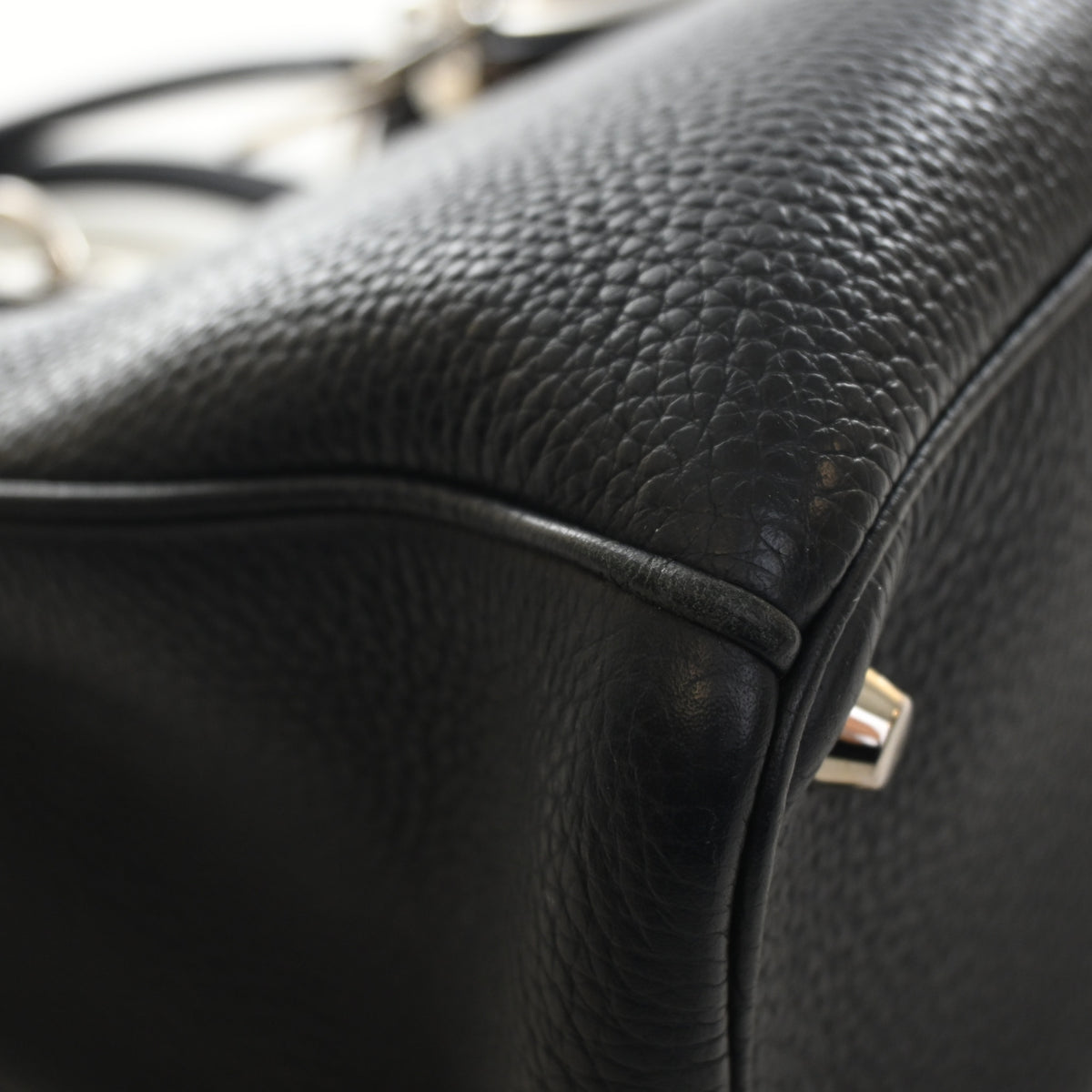 Christian Dior Medium Calfskin Diorissimo Tote, photo 17 of 20