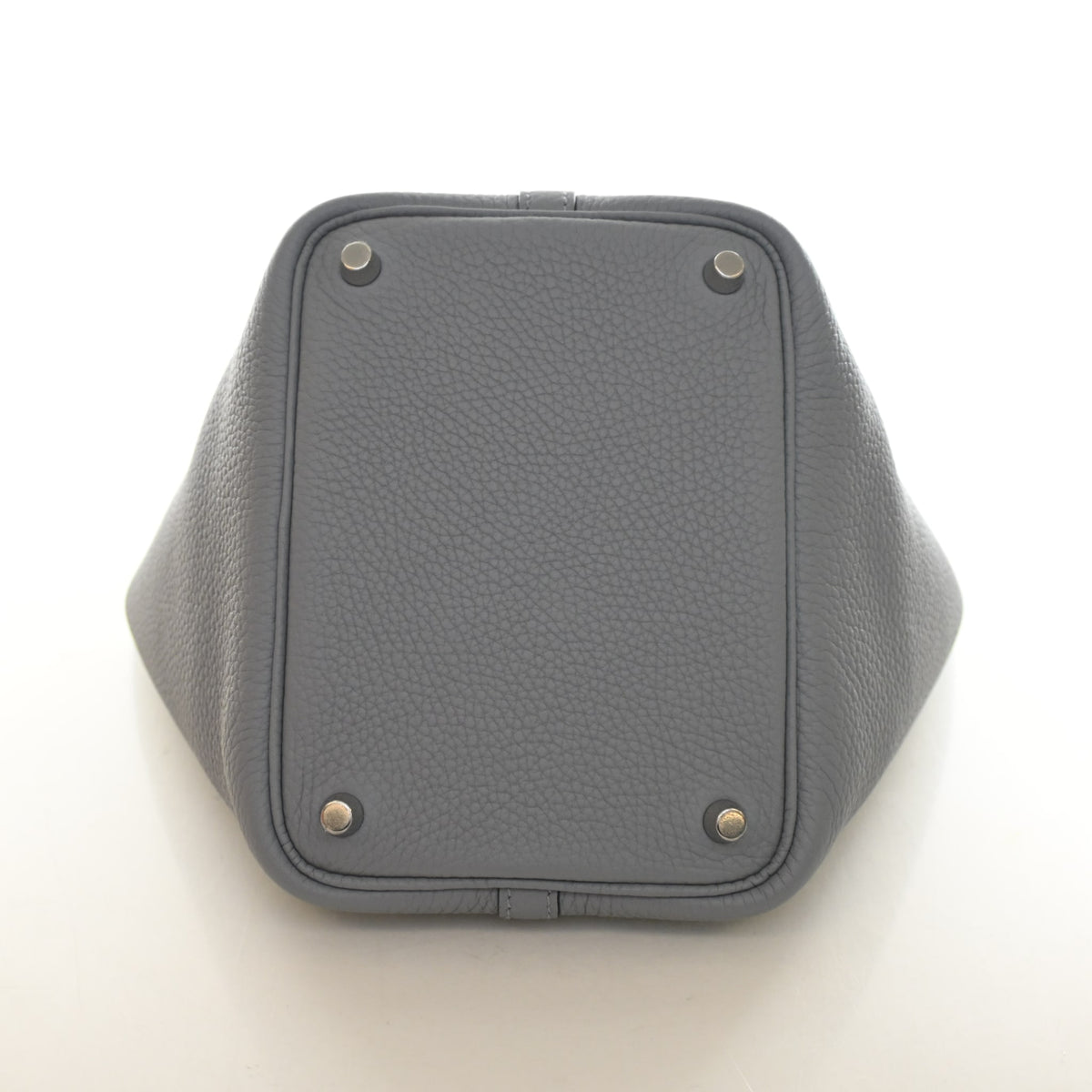 Hermes Gris Pantin Clemence Picotin Lock 18, photo 8 of 12