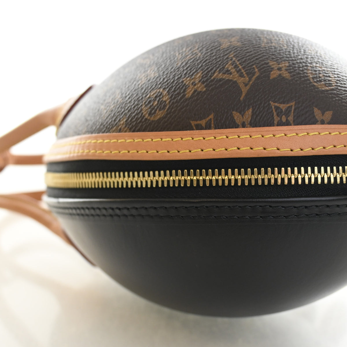 Pre-Owned Louis Vuitton Monogram Egg Bag, gold hardware close-up
