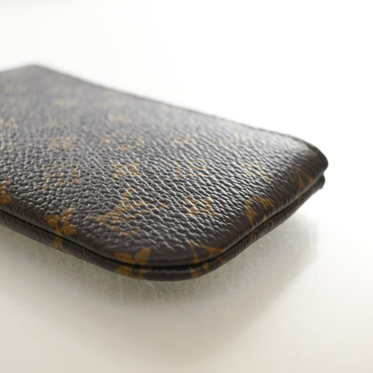 Louis Vuitton Monogram Charm Phone Holder, photo 7 of 17