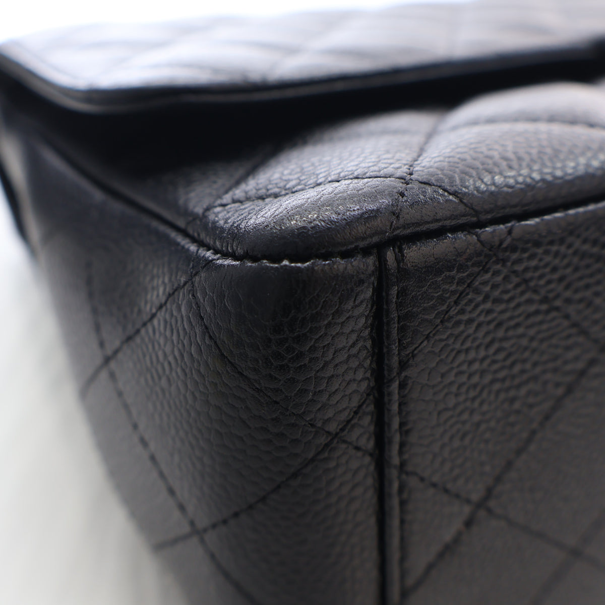 Pre-Owned Chanel Classic Double Flap Maxi Caviar Leather Bag, corner and edge detail