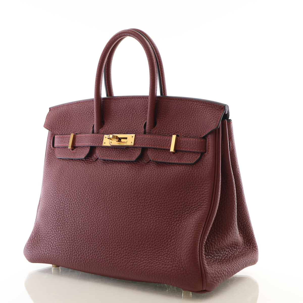 Pre-Owned Hermès Birkin 25 Bordeaux Togo Leather, three-quarter view