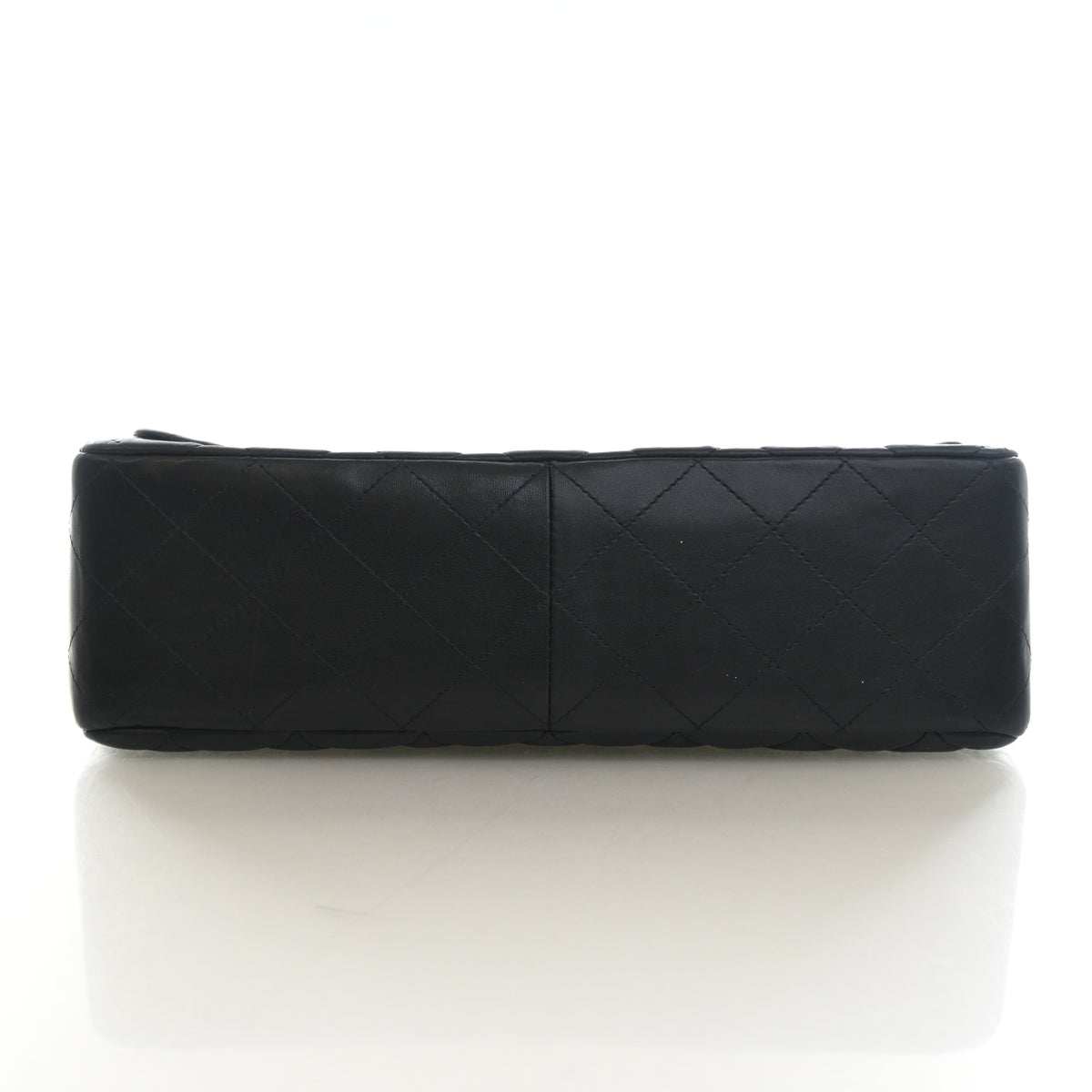 Pre-Owned Chanel Flap Bag Jumbo Lambskin Classic Single, base view