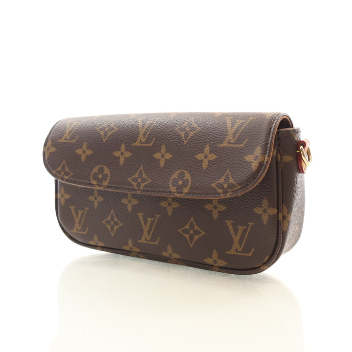 Louis Vuitton Monogram Wallet On Chain Ivy