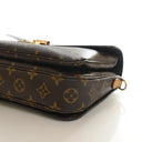 Louis Vuitton Monogram Poch...