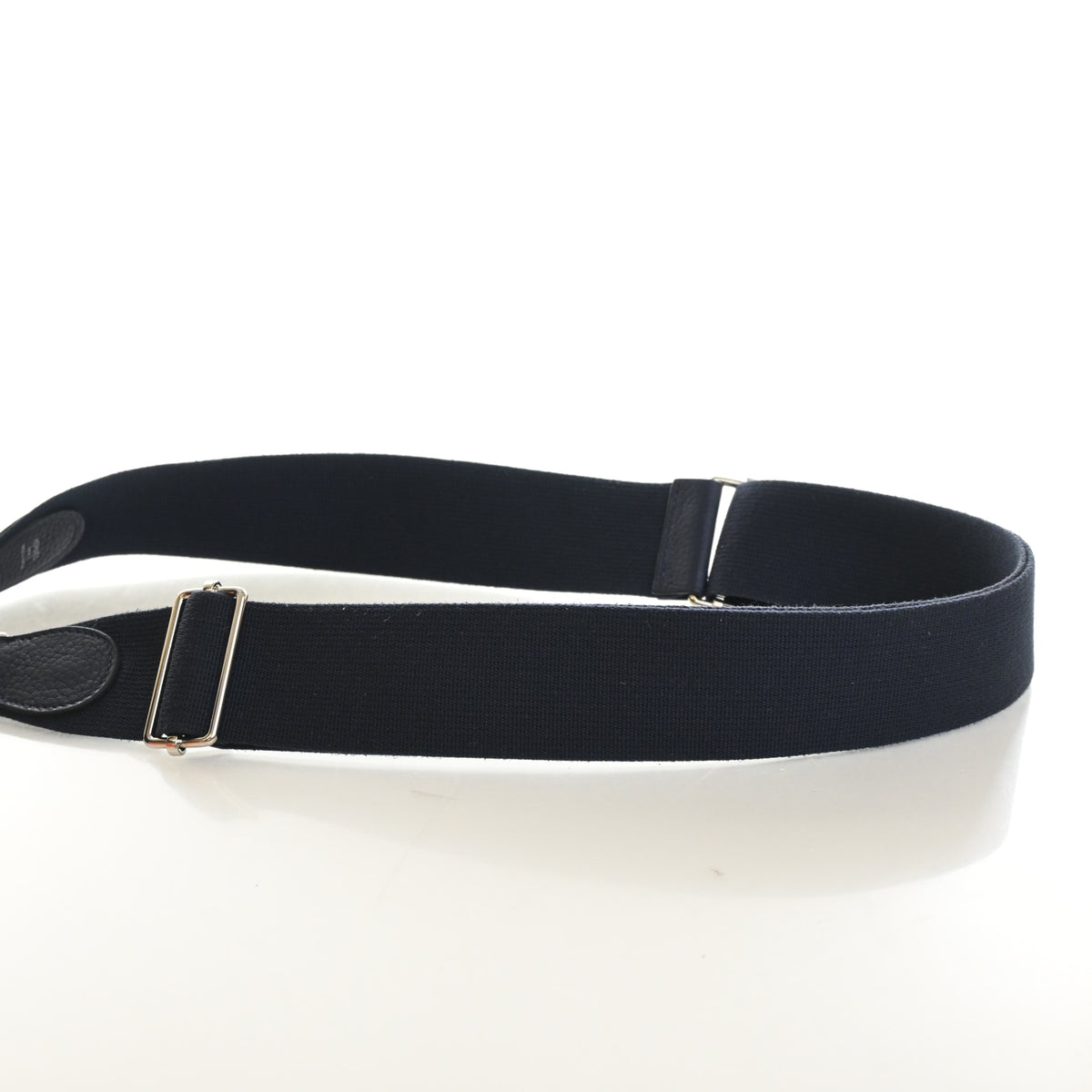 Pre-Owned Hermès Evelyne PM Bleu Nuit Clemence Leather III, side view