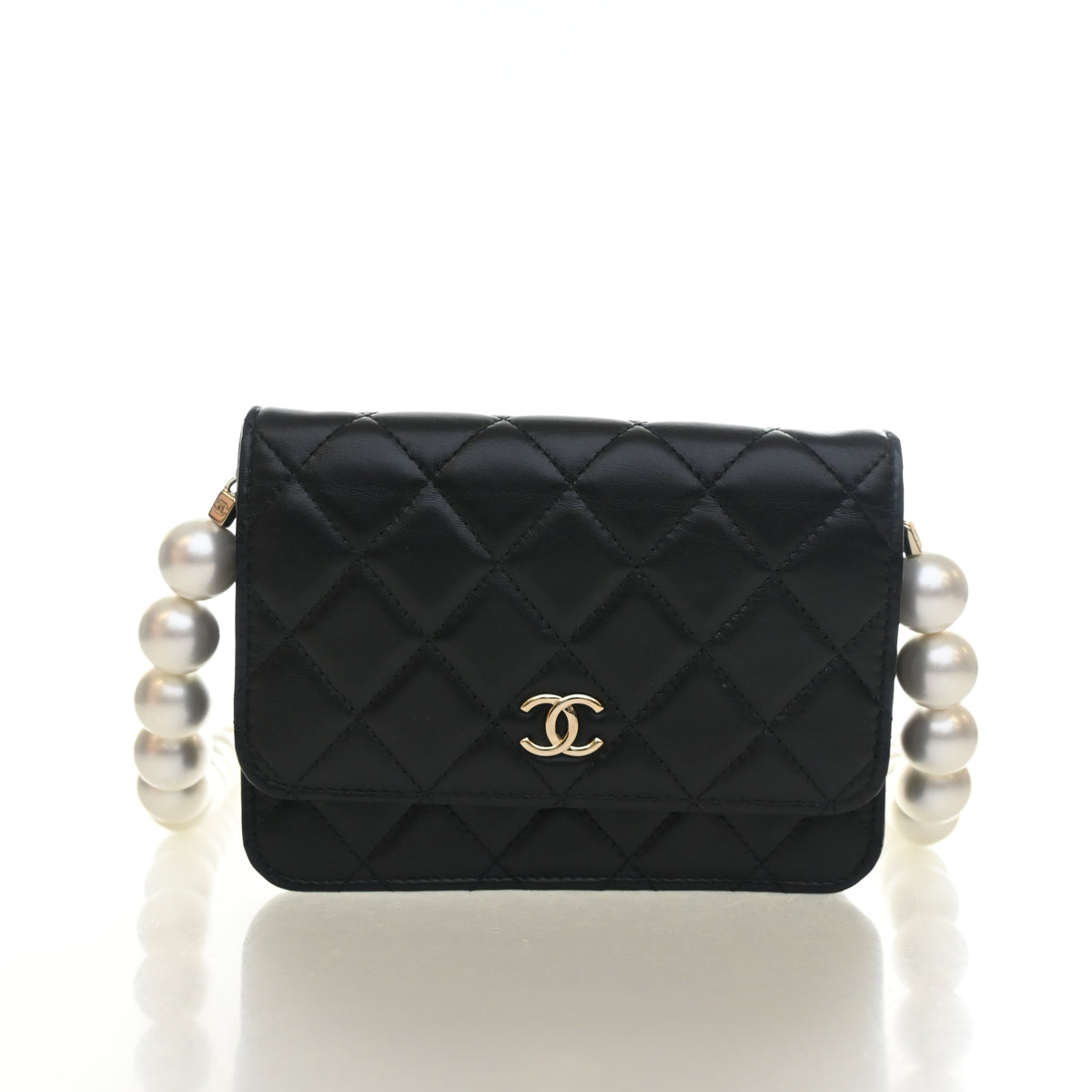 Chanel Lambskin Maxi Pearl Wallet On Chain, photo 1 of 14