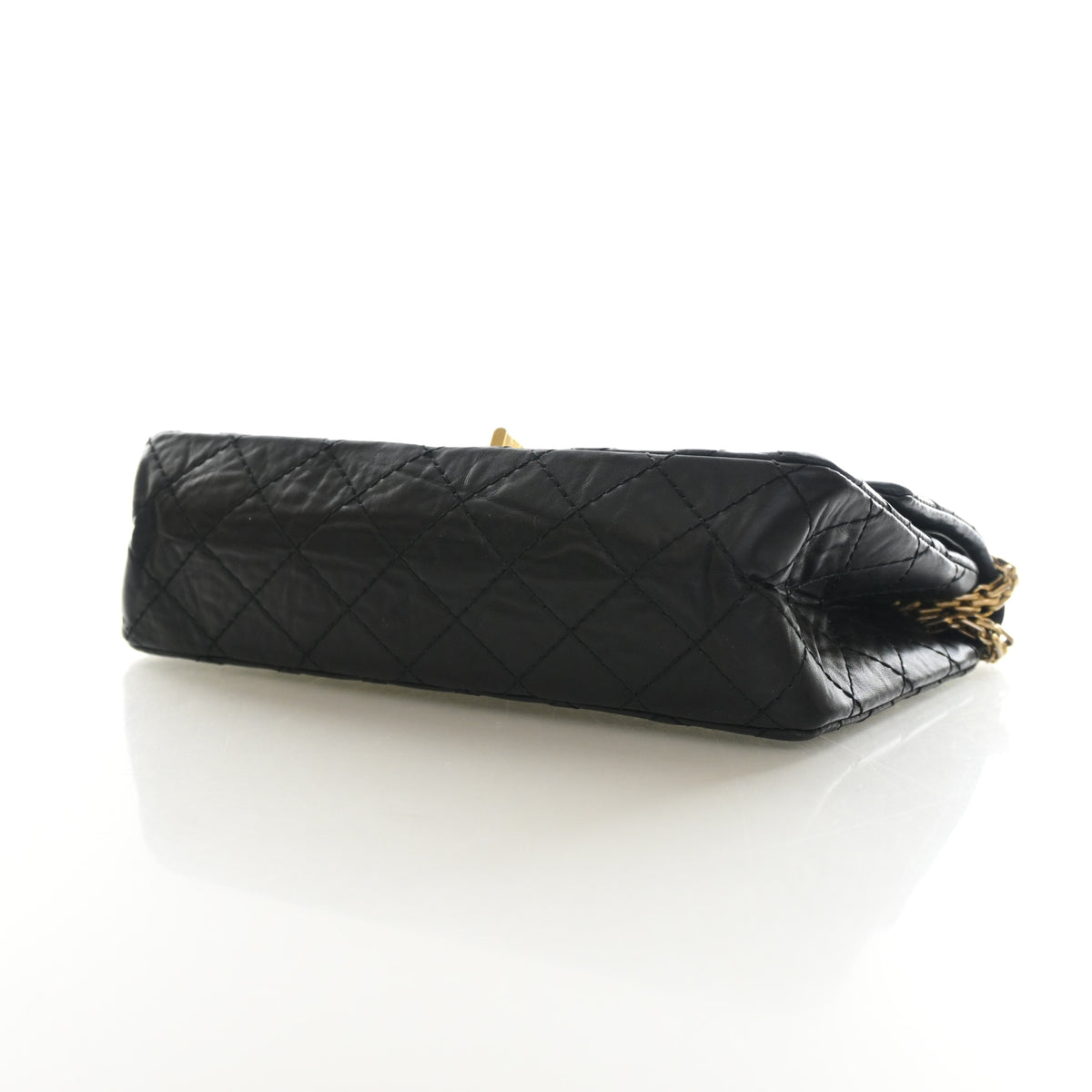 Pre-Owned Chanel Flap Bag 225 Aged Calfskin Reissue 2.55, base view