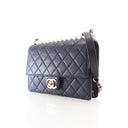 Chanel Caviar Chic Pearls F...