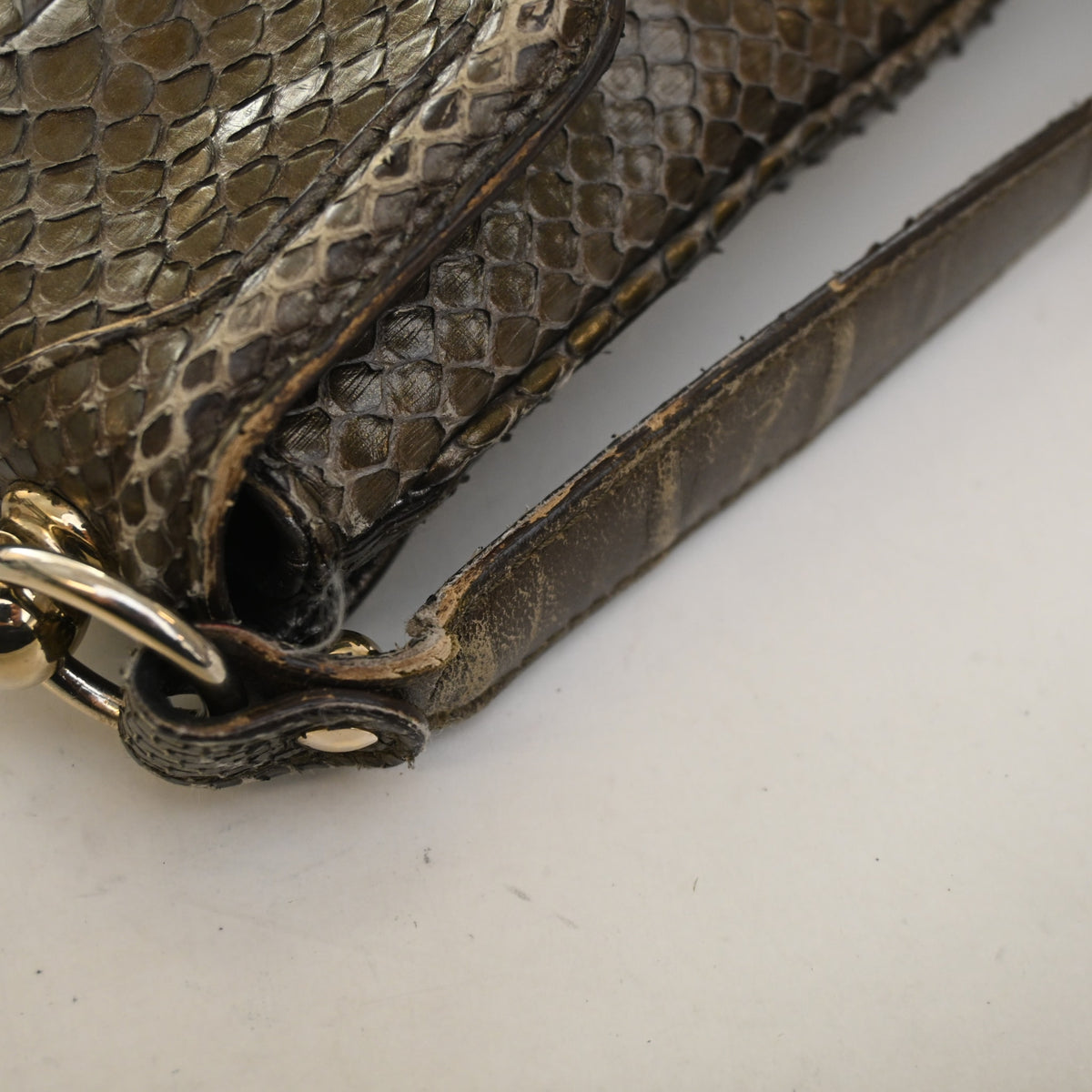Pre-Owned Gucci Python Britt Messenger Bag, corner and edge detail, photo 15 of 23