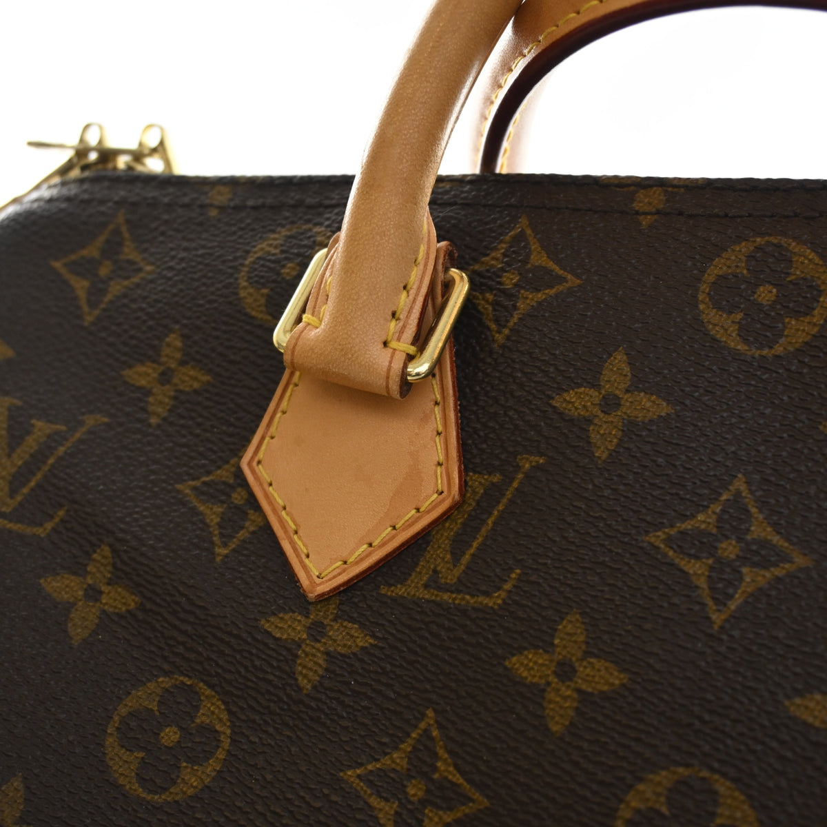 Pre-Owned Louis Vuitton Speedy Bandouliere 30 Monogram, corner and edge detail, photo 13 of 21