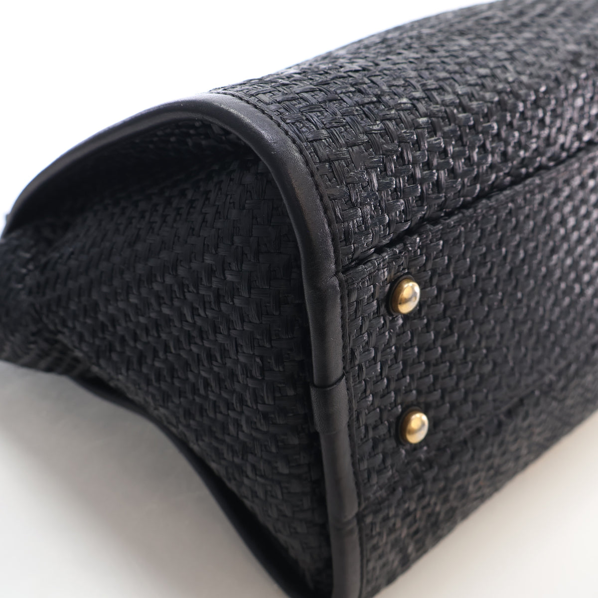 Pre-Owned Chanel Tote Small Raffia Deauville, corner and edge detail, photo 13 of 17