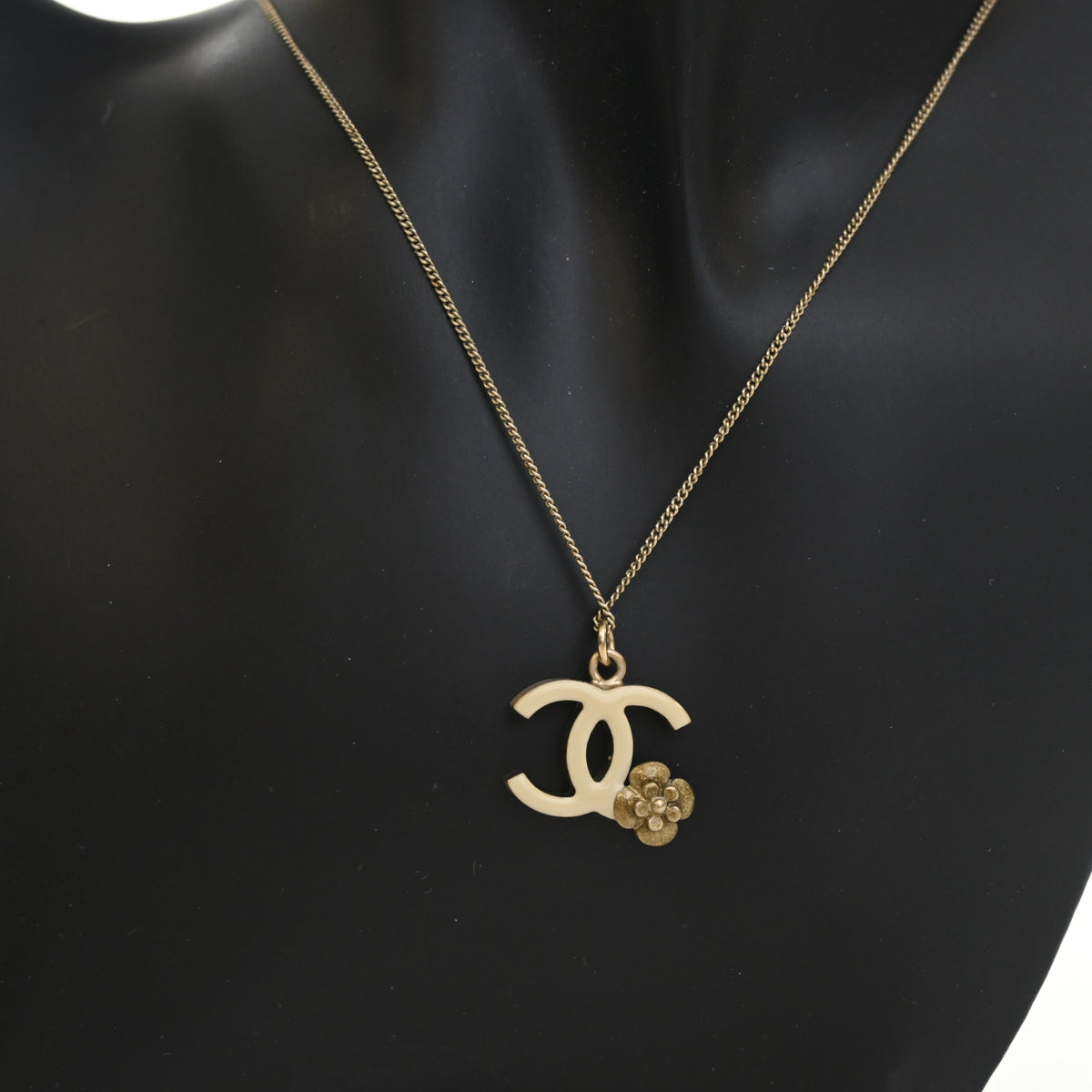 Pre-Owned Chanel Necklace CC Camellia Pendant, front view, authenticated at Luxe Du Jour